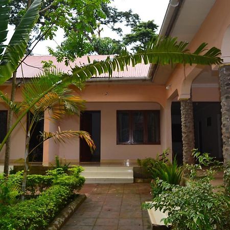 Serene Mountain Lodge Marangu Екстер'єр фото